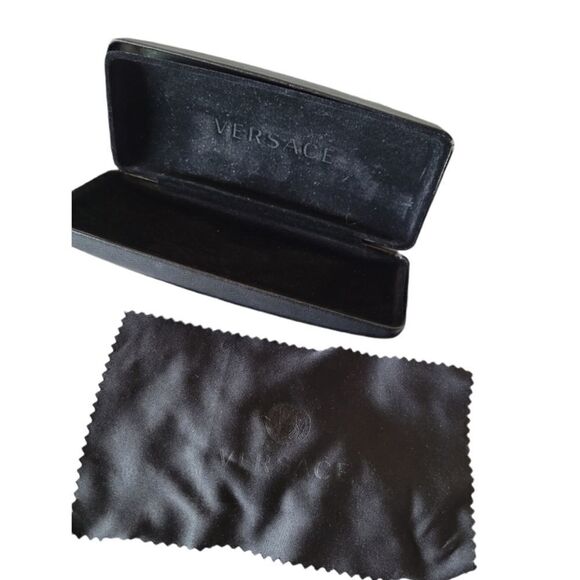 Versace   - Picture 3 of 3